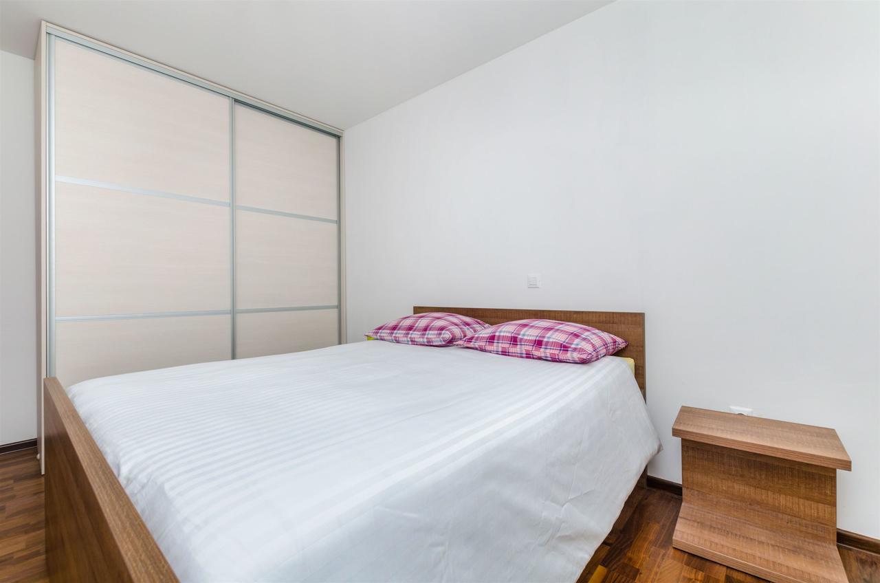 Apartments Mimi Примоштен Екстер'єр фото